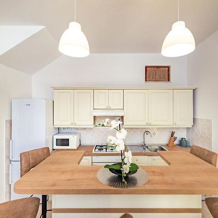 Villa Sunce オラサック エクステリア 写真