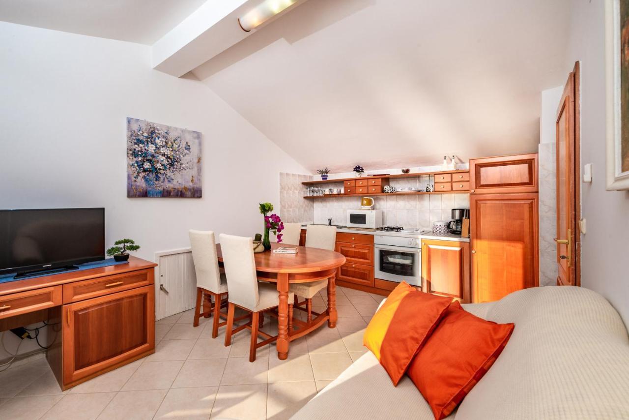 Villa Sunce オラサック エクステリア 写真